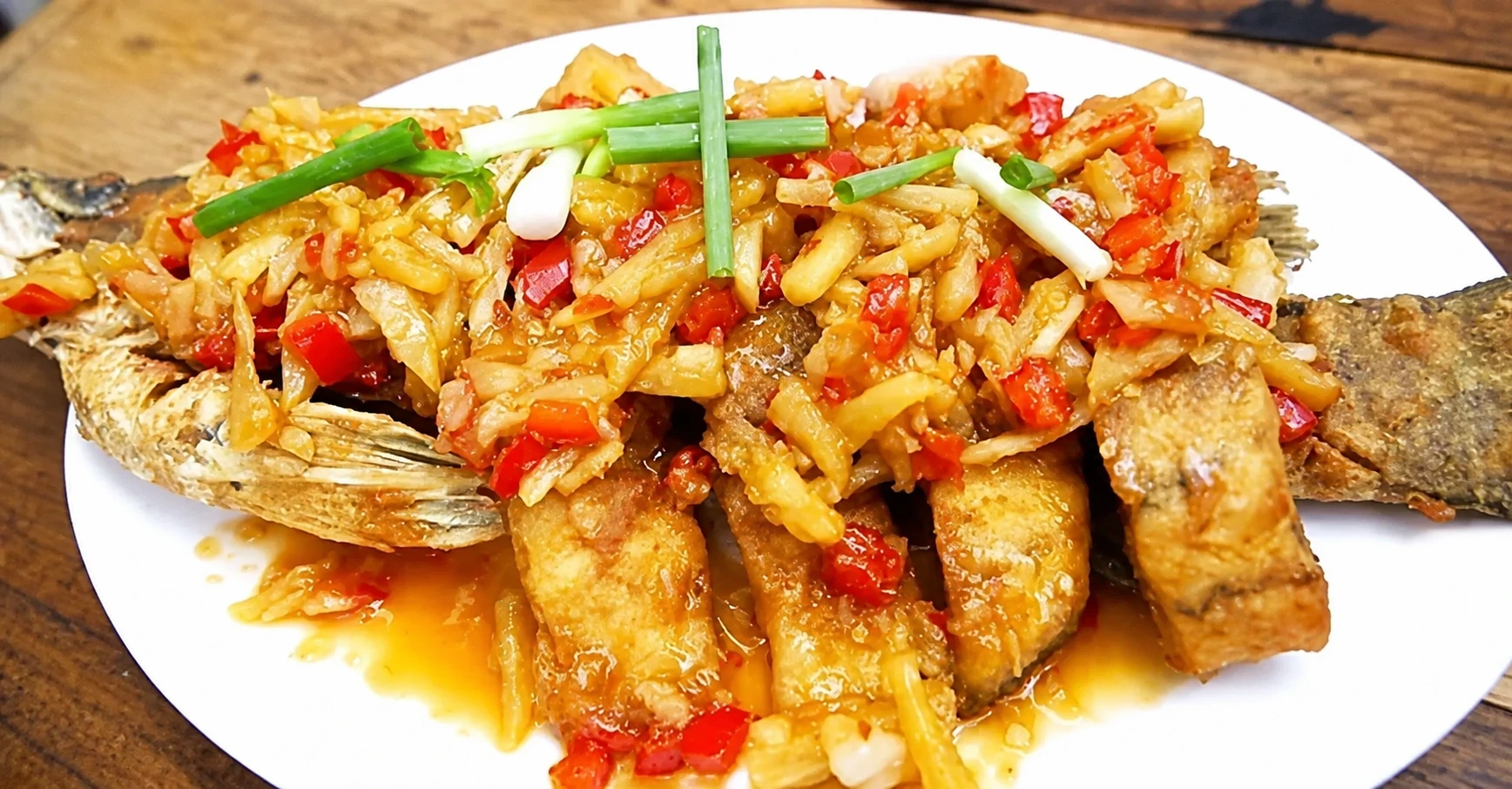 Tilapia con Piña Agridulce
